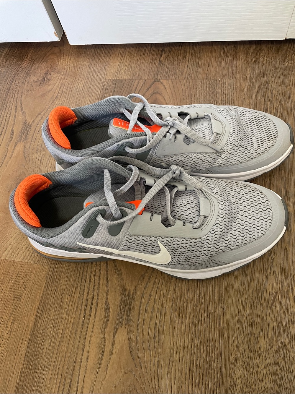 EUC Nike Air Max Alpha Trainers CW3396-007 size US men’s 13 gray/orange/white - Picture 8 of 10